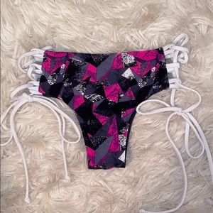 JOPLIN MID Bikini Bottom